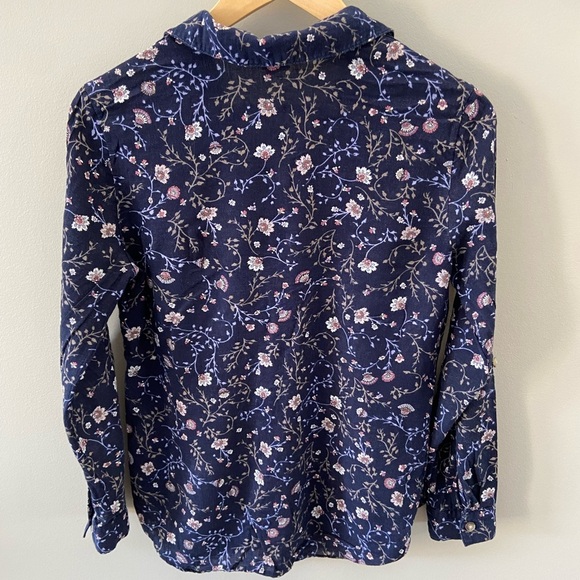 Reitmans Linen Viscose Navy Blue Floral Lightweight Floral Blouse - Picture 4 of 4